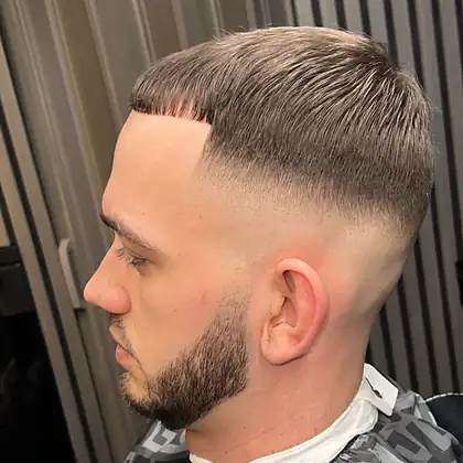 Low skin fade and beard trim — Ace of Fadez barber van, Bramley
